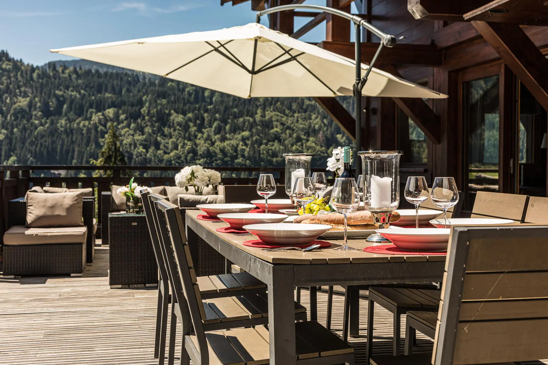 Chalet M Summer Outdoor Dining