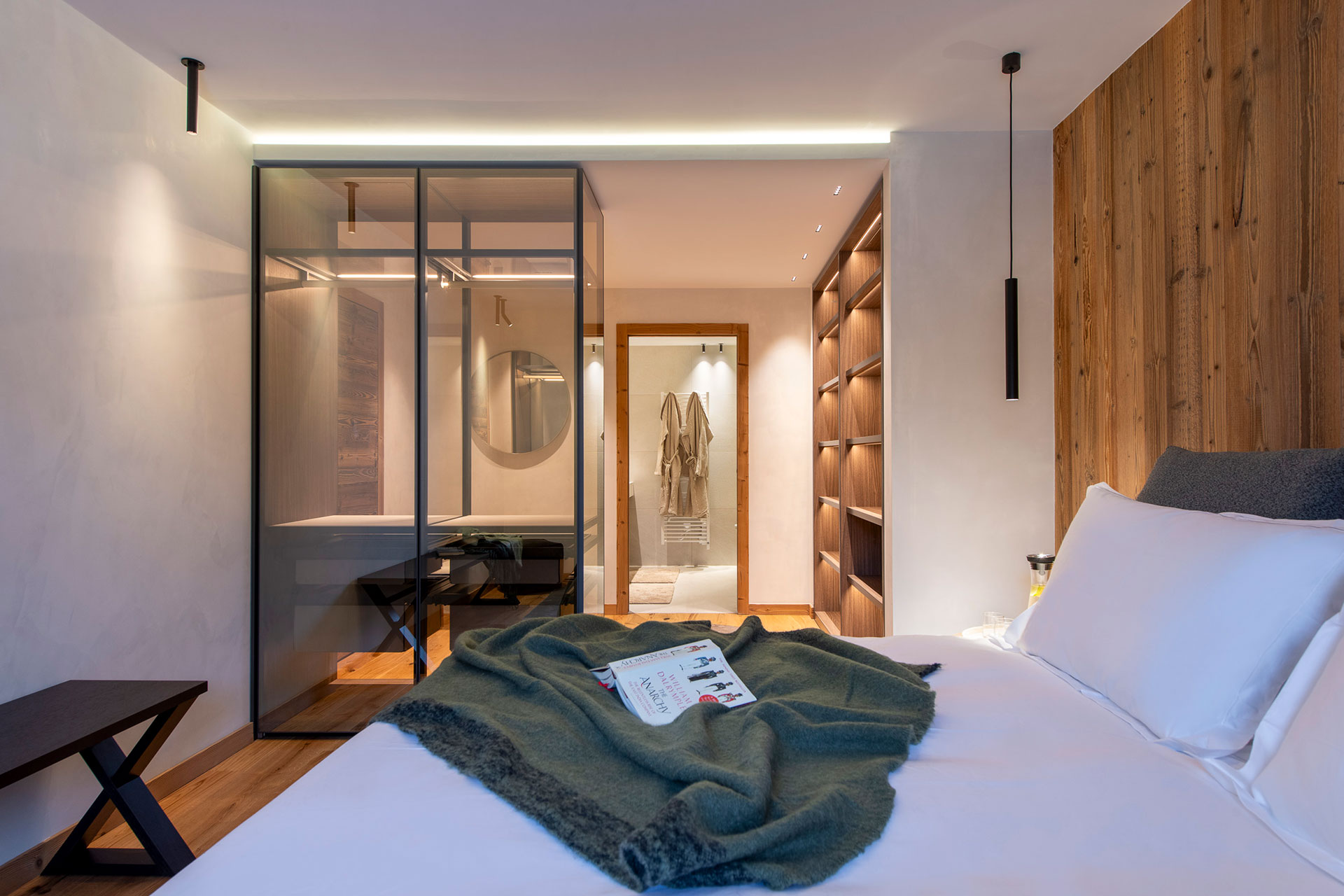 Alena-07 The Master Suite